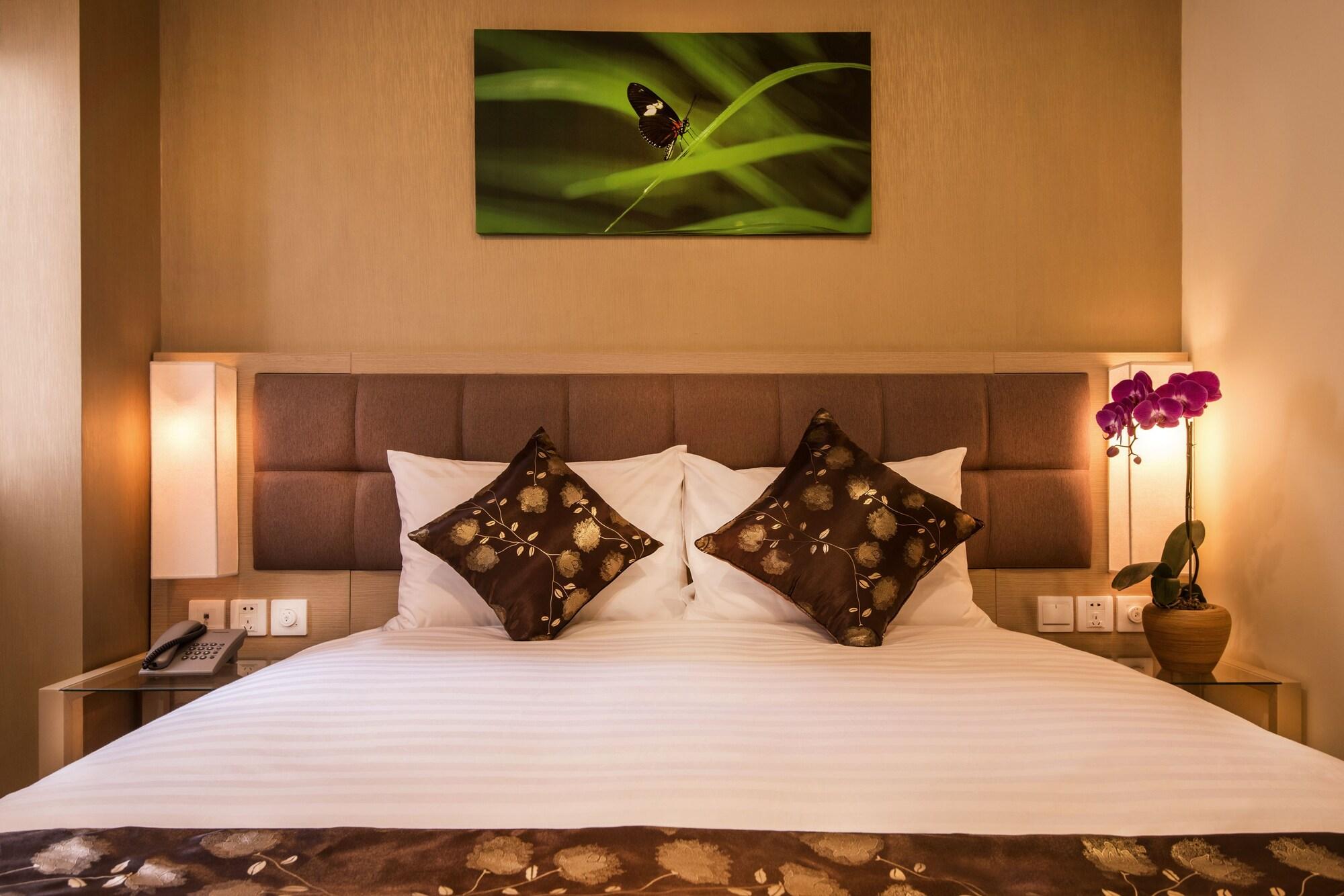 Gk Central Hotel Хошимин Екстериор снимка