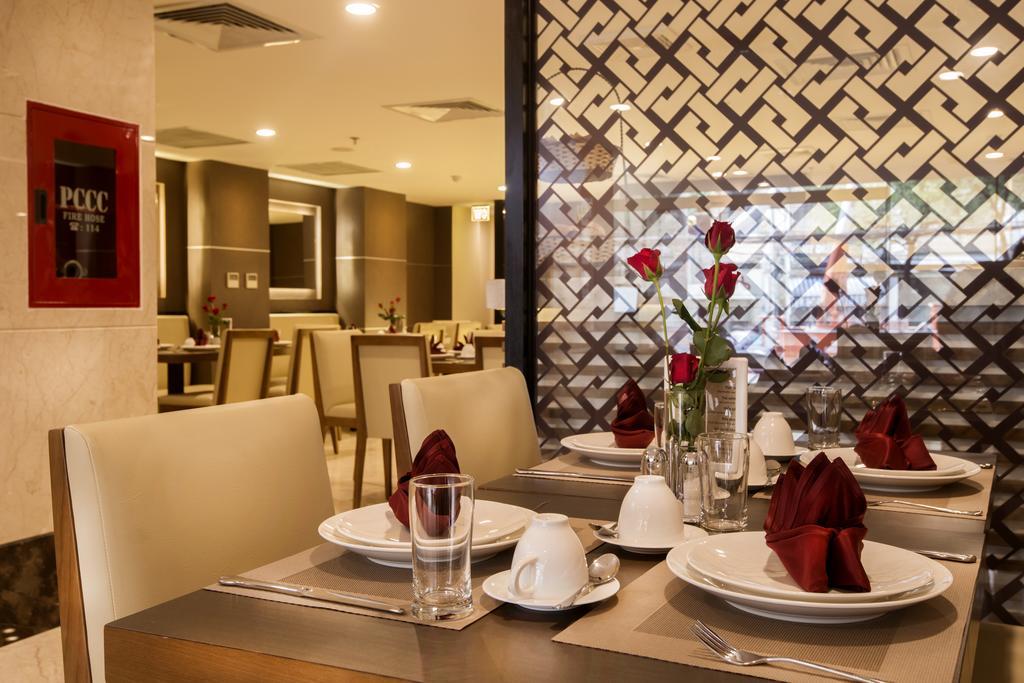 Gk Central Hotel Хошимин Екстериор снимка