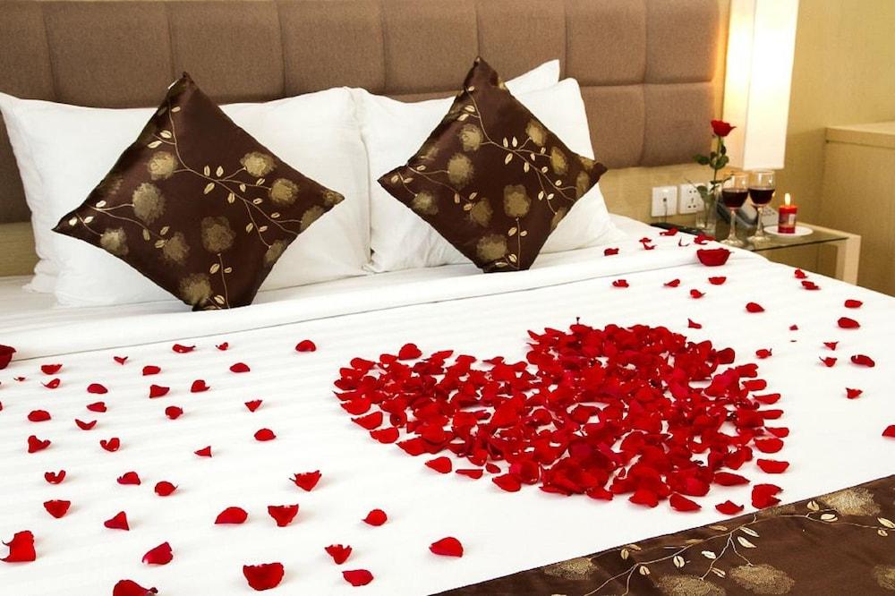 Gk Central Hotel Хошимин Екстериор снимка